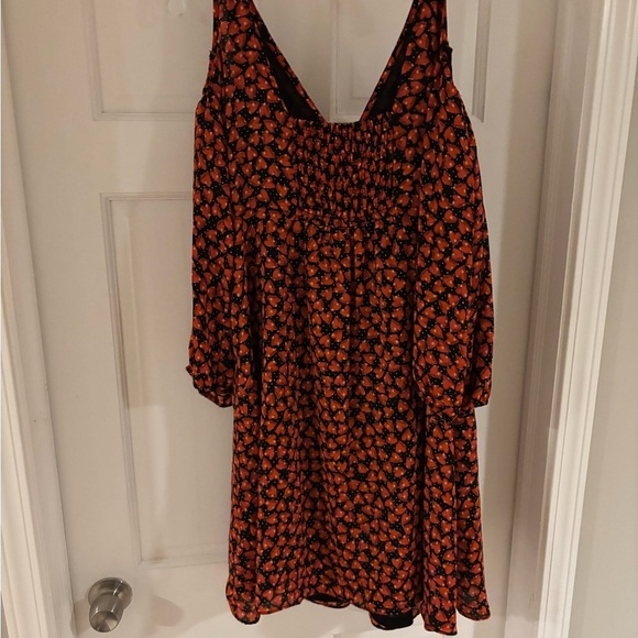 Disney alice in wonderland cold shoulder Sleeve Midi Sundress - Picture 5 of 9